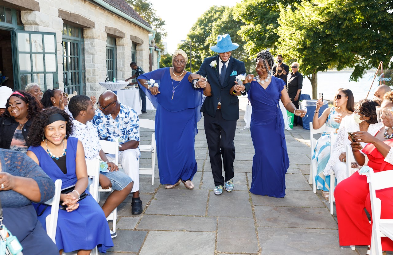 Procession down the aisle at Promontory Point